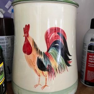 Older rooster canister